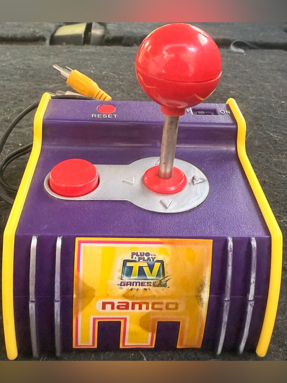 pac-man plus 4 games Plug & Play TV Games Joystick - Purple/Red